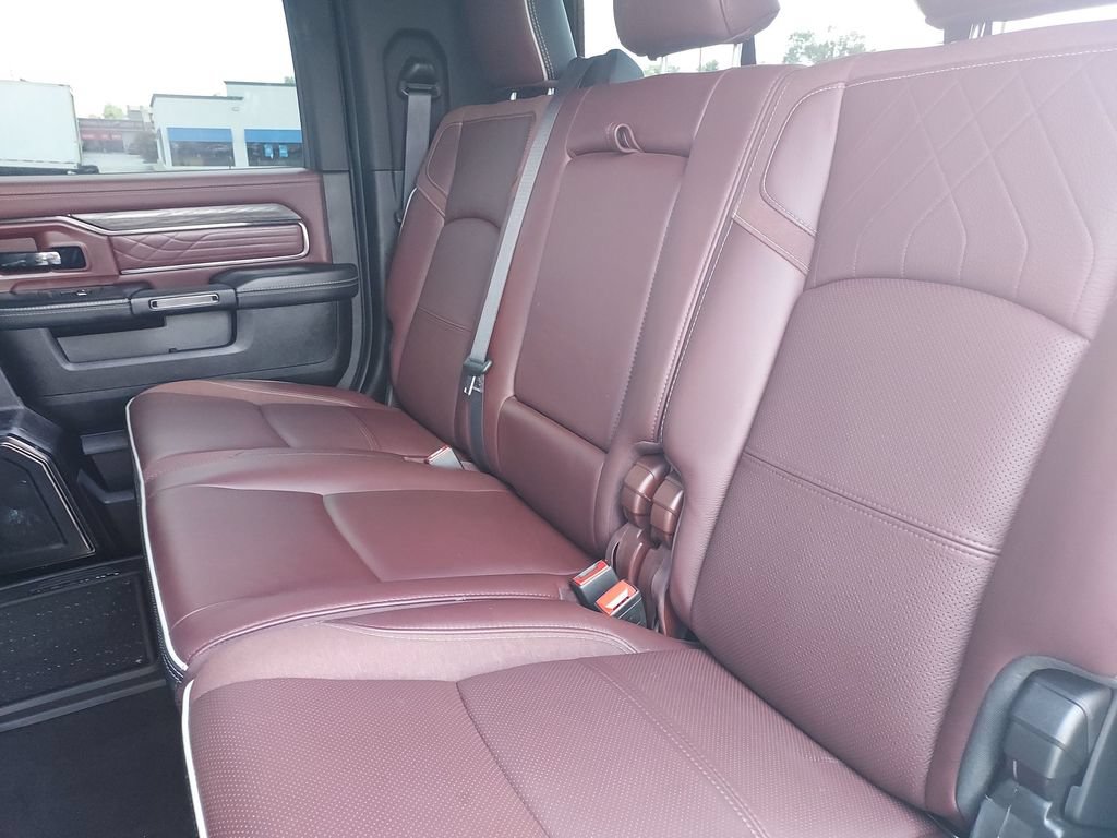 Used 2025 RAM 2500 Limited AWD/4WD image 29