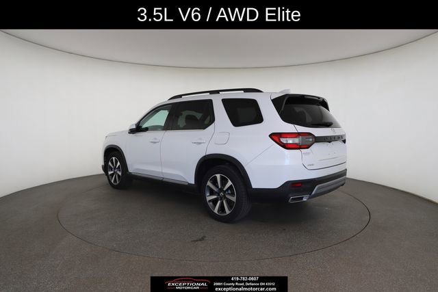 Used 2023 Honda Pilot Elite image 12