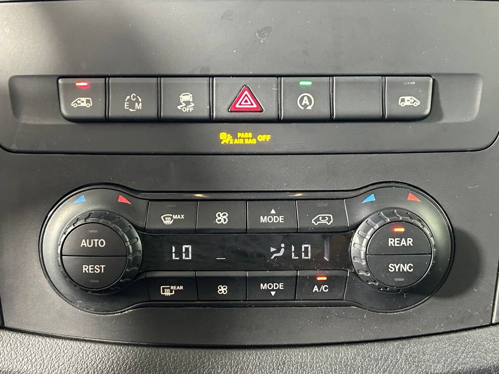 Used 2019 Mercedes-Benz Metris Passenger image 18