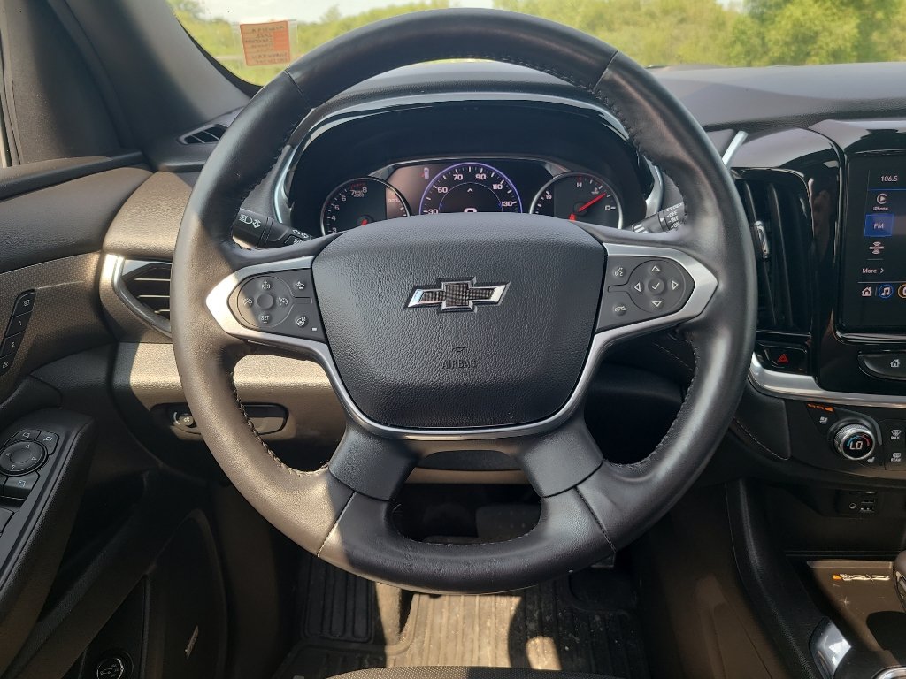 Used 2022 Chevrolet Traverse Premier w/ Redline Edition AWD/4WD image 32