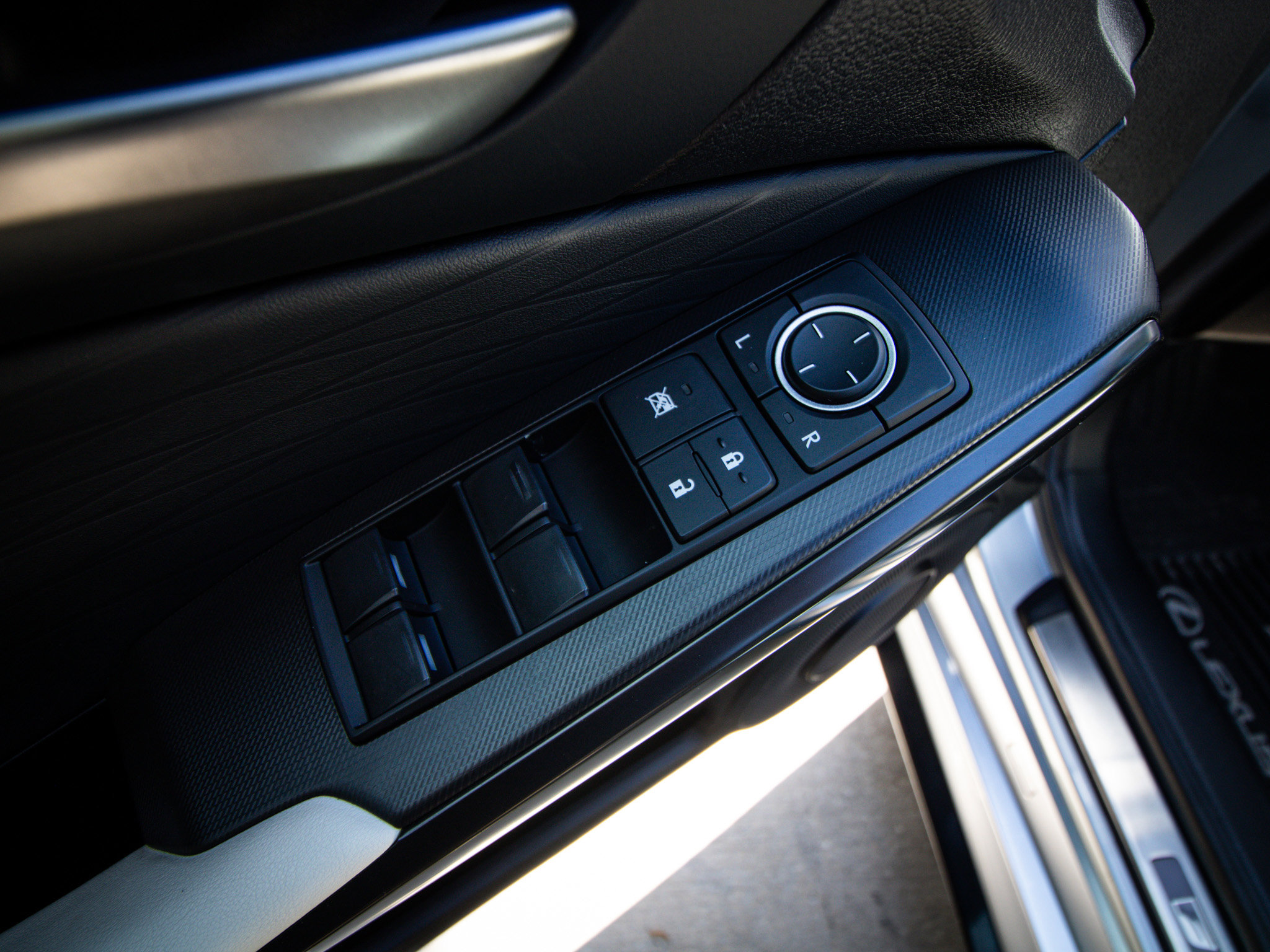 Used 2022 Lexus IS 350 F Sport image 15