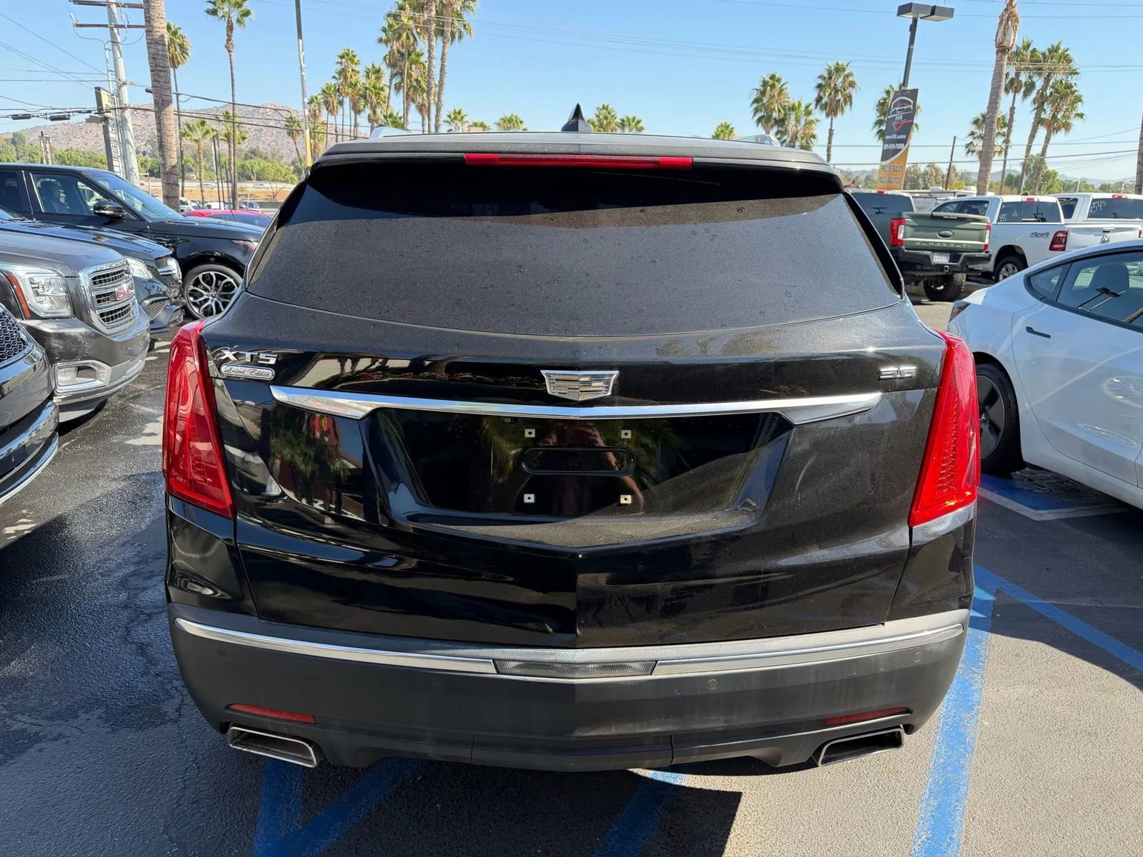 Used 2017 Cadillac XT5 Luxury image 6