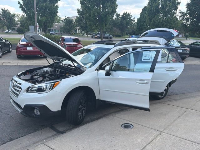 Used 2017 Subaru Outback 2.5i Limited AWD/4WD image 10