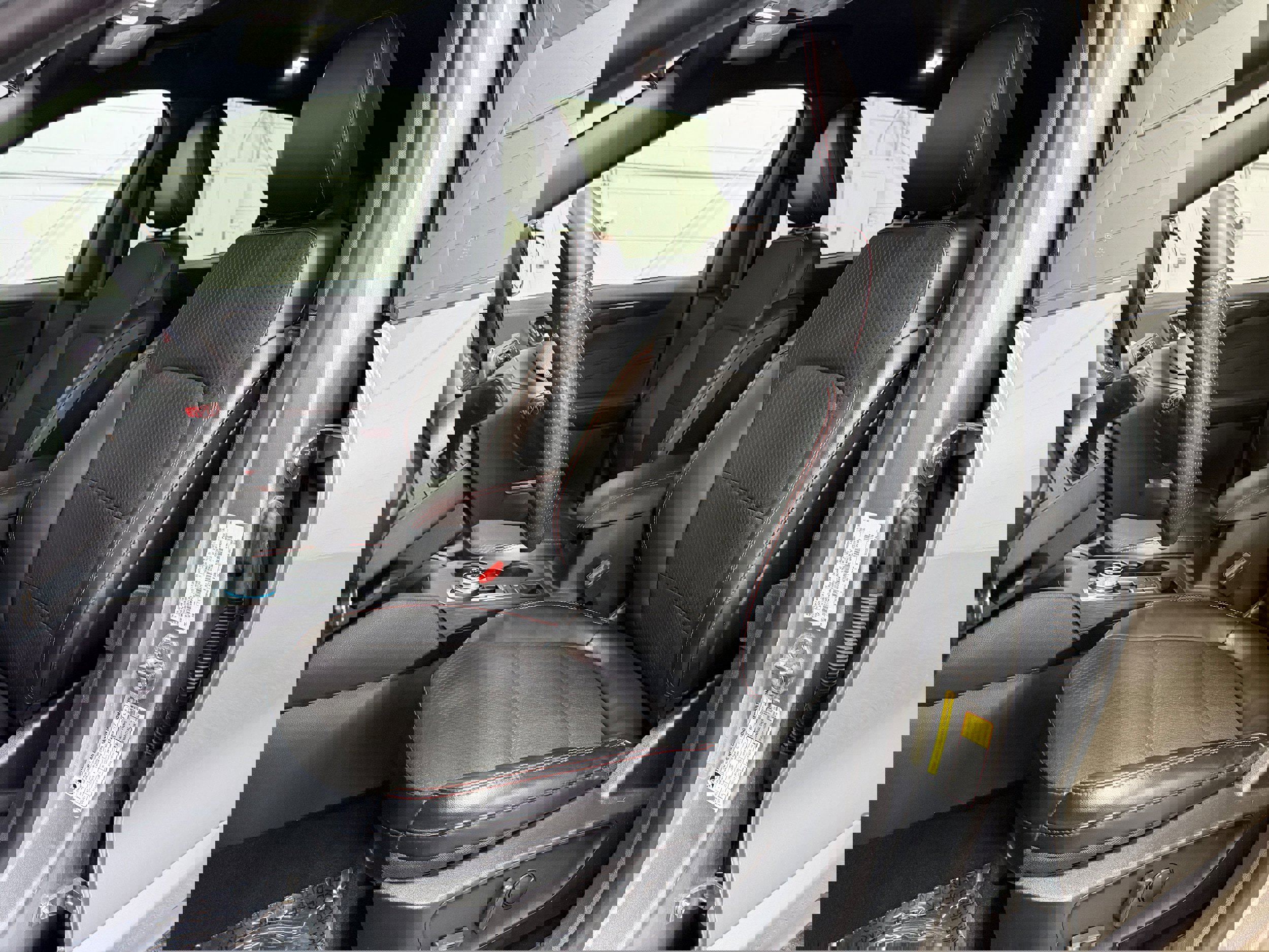 Certified 2023 Ford Escape ST-Line w/ Tech Pack #1 image 9