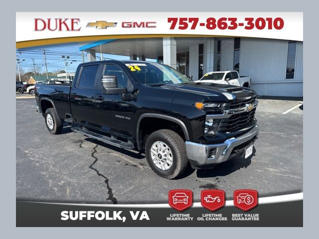 Used 2024 Chevrolet Silverado 2500 LT image 1