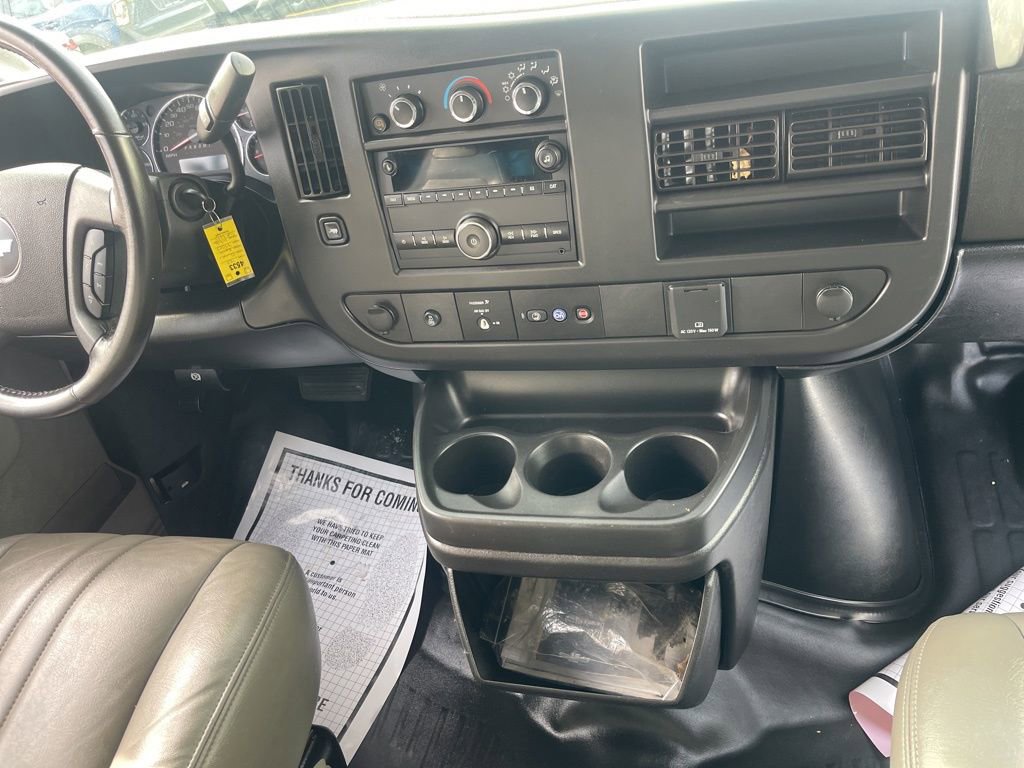 Used 2022 Chevrolet Express 3500 Extended w/ Driver Convenience Package image 11