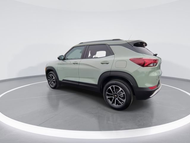 Used 2025 Chevrolet TrailBlazer LT w/ Convenience Package image 6