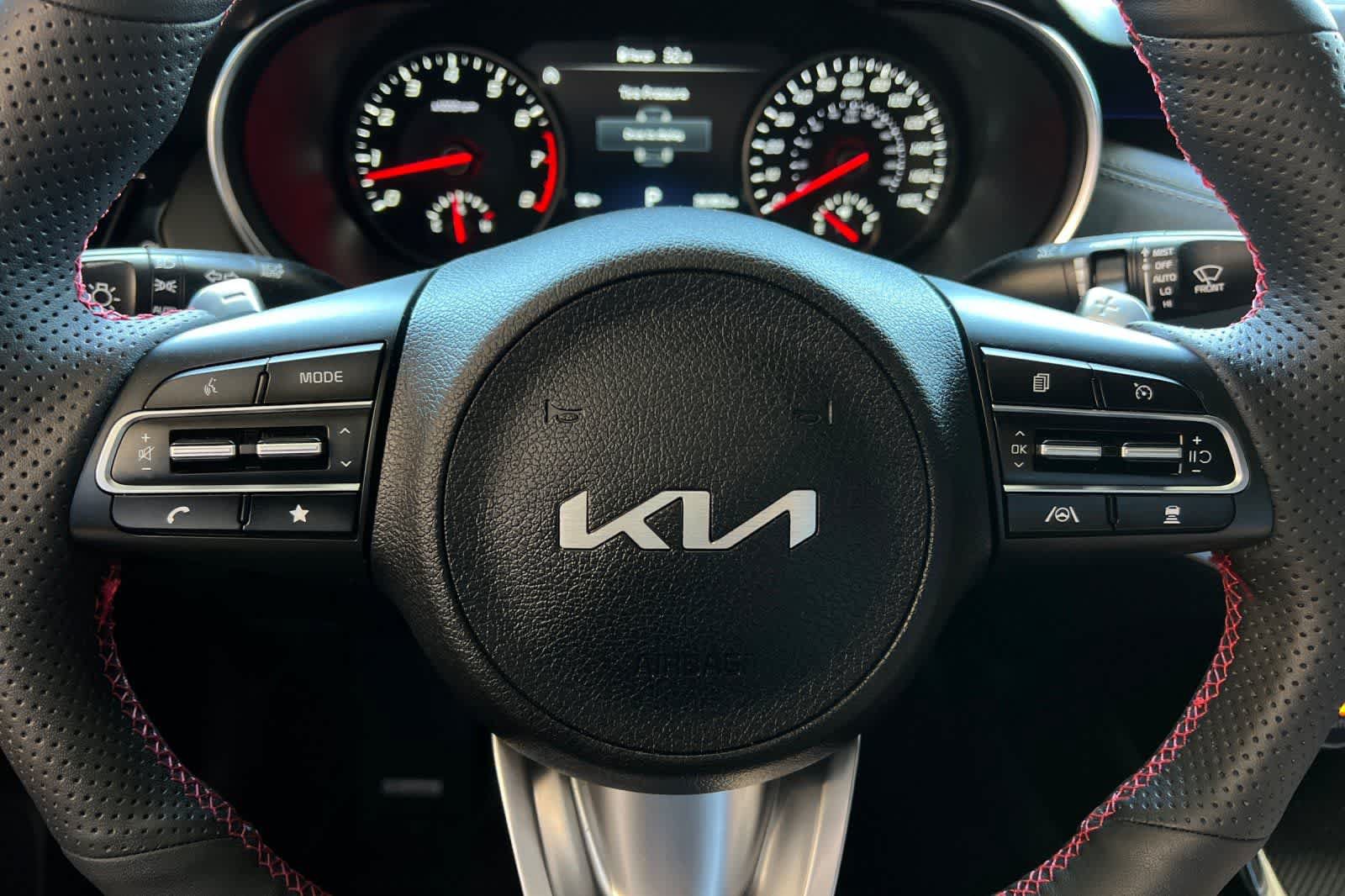 Used 2022 Kia Stinger GT2 w/ Scorpion Package RWD image 25