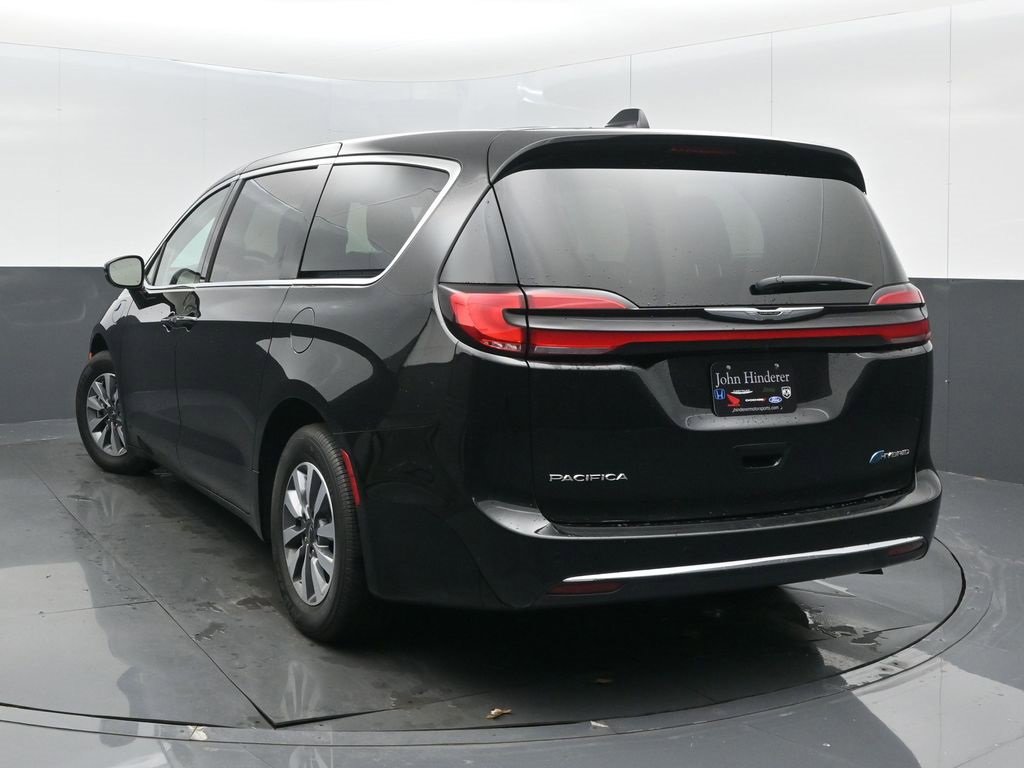 Certified 2024 Chrysler Pacifica Select image 6