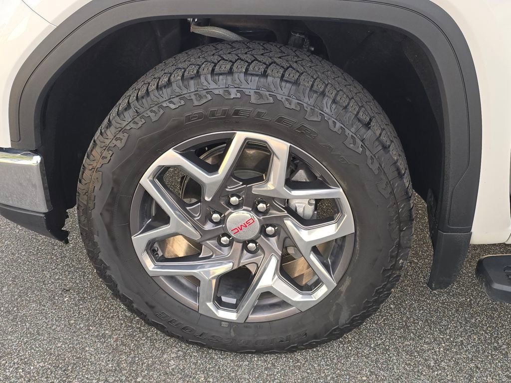 Used 2024 GMC Sierra 1500 SLT w/ SLT Premium Plus Package image 31
