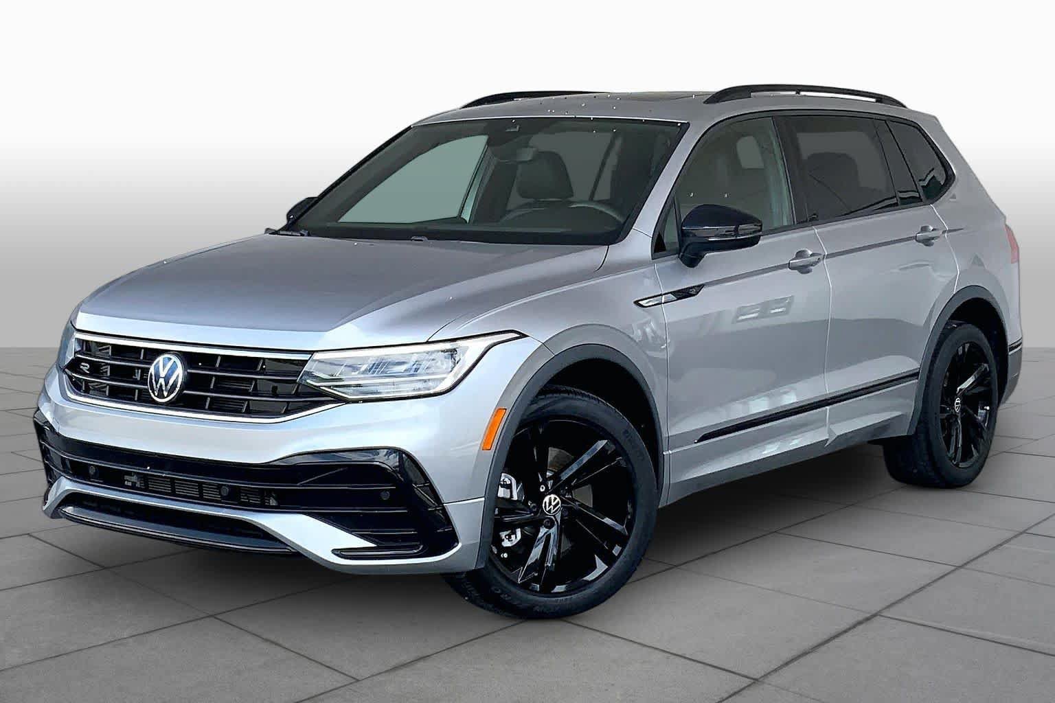 Used 2023 Volkswagen Tiguan SE R-Line