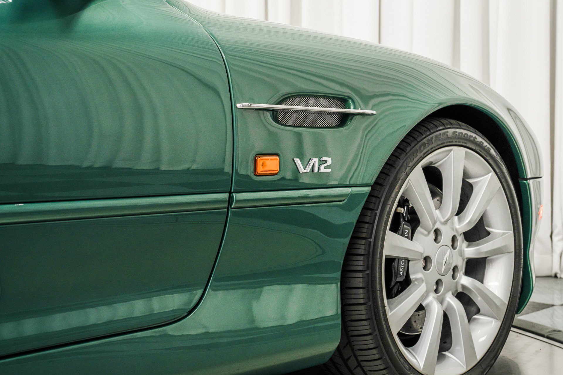 Used 2003 Aston Martin DB7 Vantage image 46