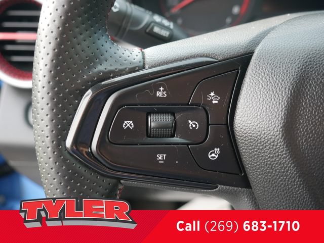 Used 2024 Chevrolet Trax RS w/ Sunroof Package FWD image 26
