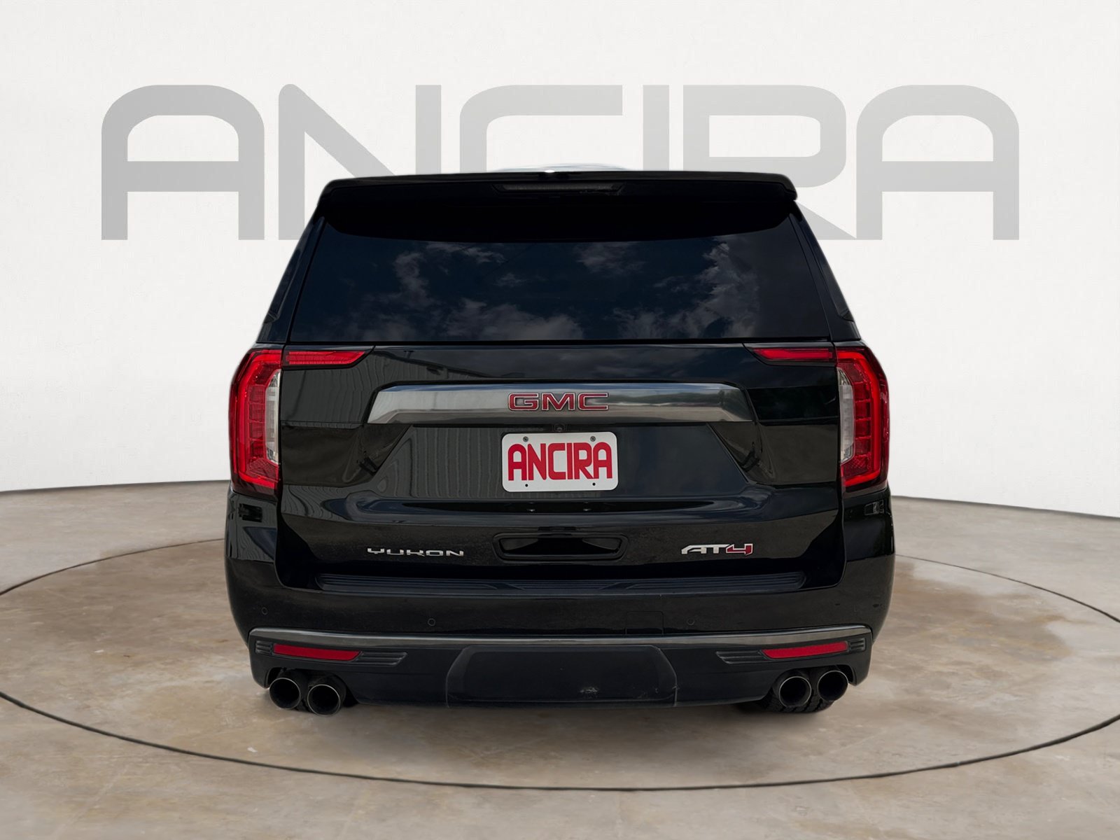 Used 2024 GMC Yukon XL AT4 w/ AT4 Premium Plus Package AWD/4WD image 8