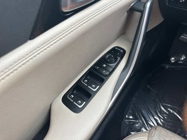 Used 2019 Kia Stinger RWD image 34