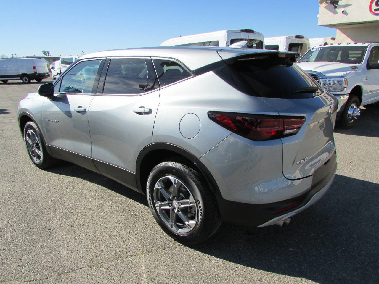 Used 2025 Chevrolet Blazer LT image 8