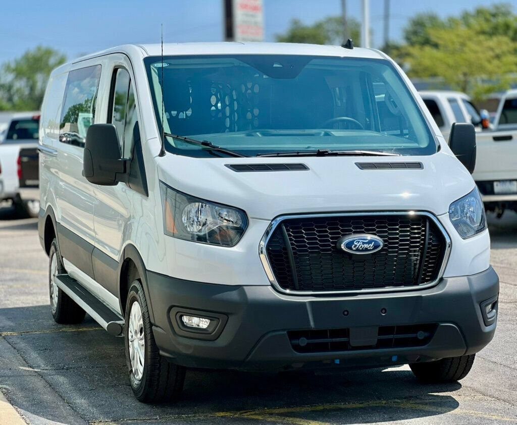 Used 2025 Ford Transit 250 Low Roof w/ Exterior Upgrade Package RWD image 7