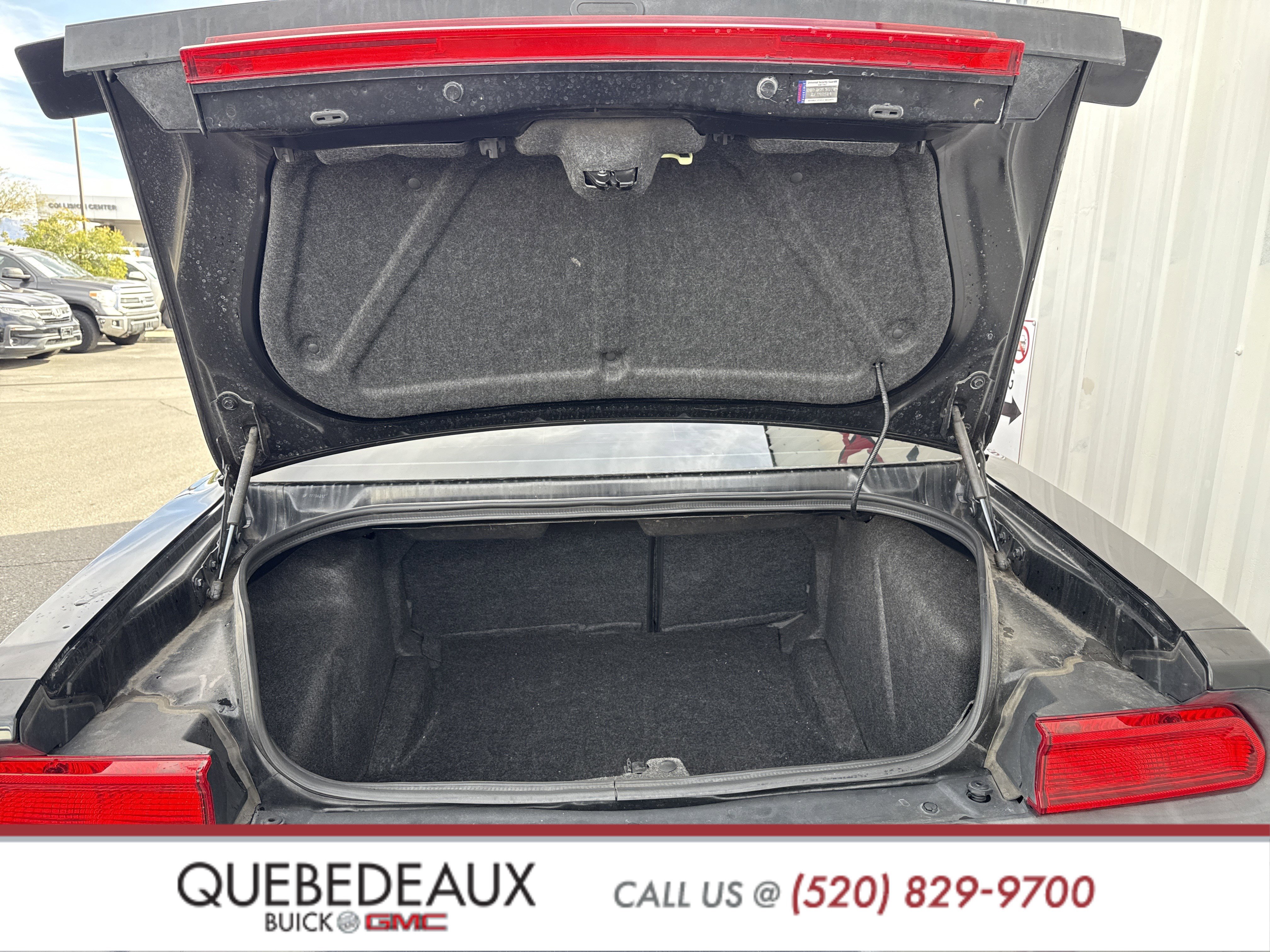 Used 2013 Dodge Challenger R/T image 10