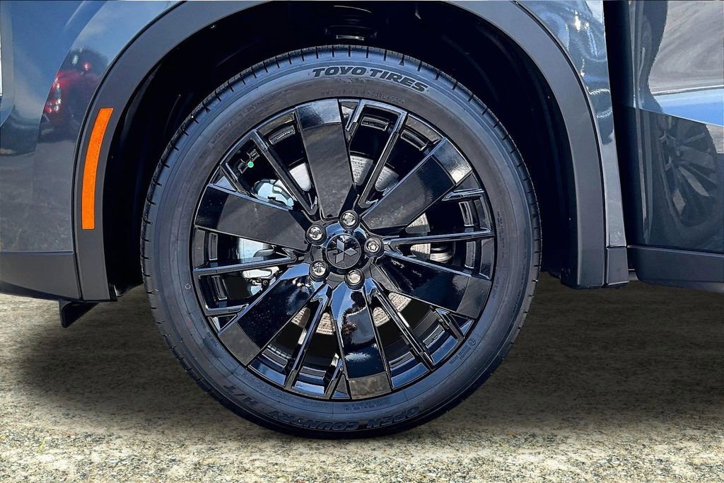 New 2026 Mitsubishi Outlander SE FWD image 12