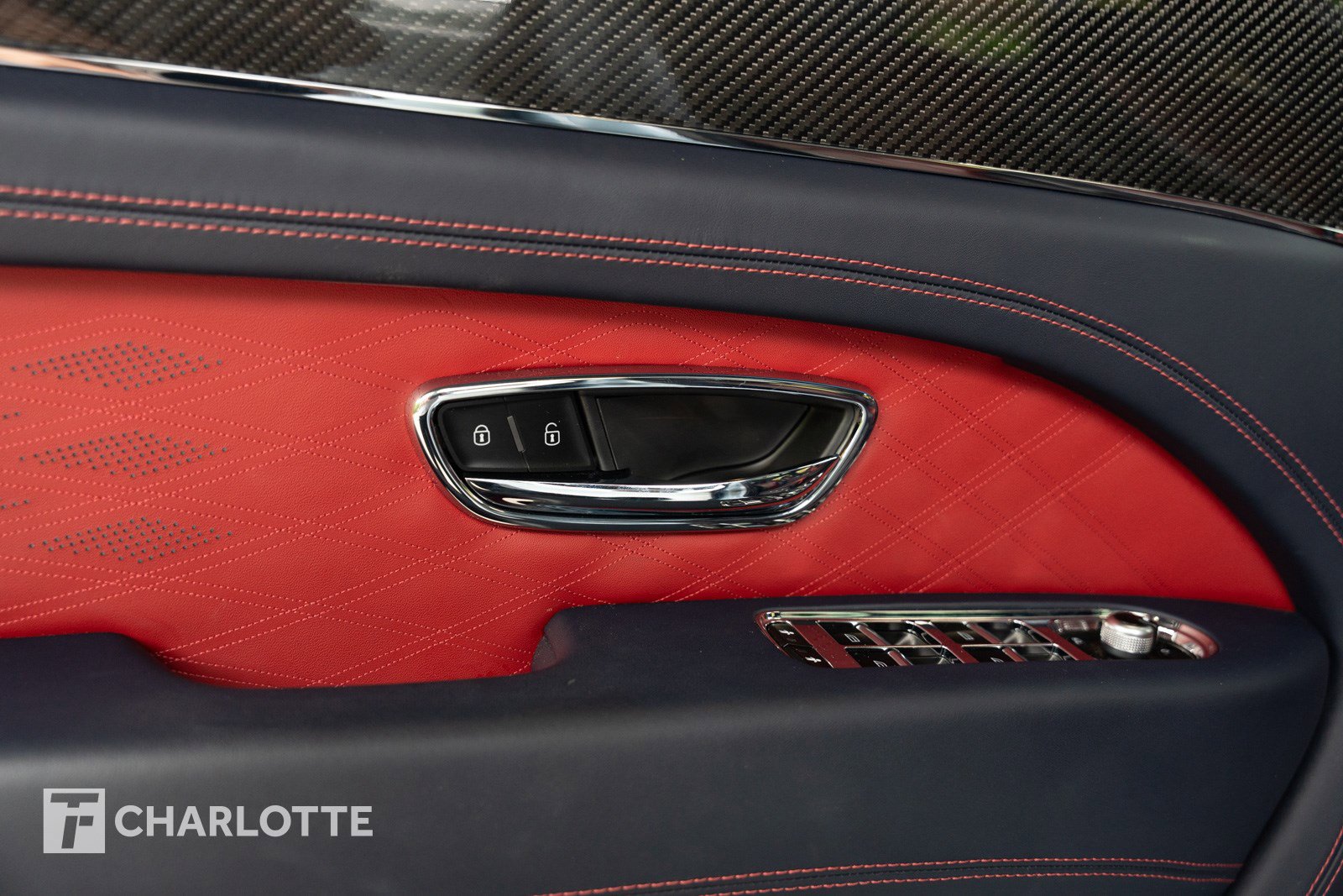 Used 2023 Bentley Bentayga Extended Wheelbase image 20