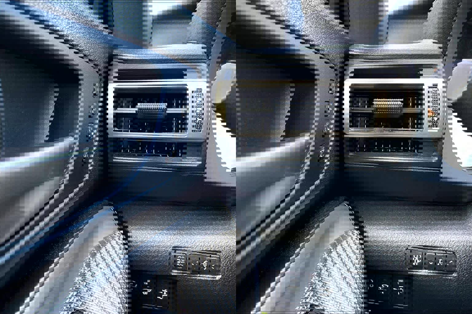 Certified 2020 Lexus RC F w/ Premium Package image 35