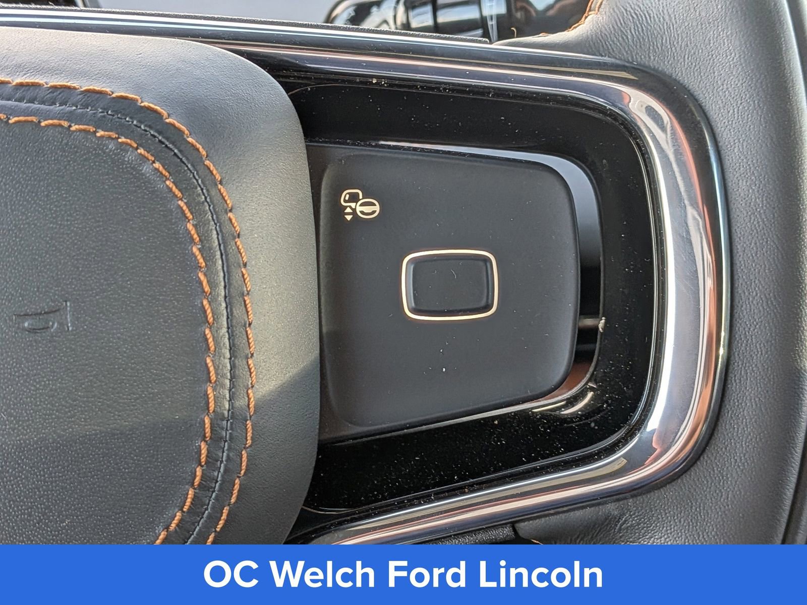 Certified 2025 Lincoln Navigator L Black Label image 33