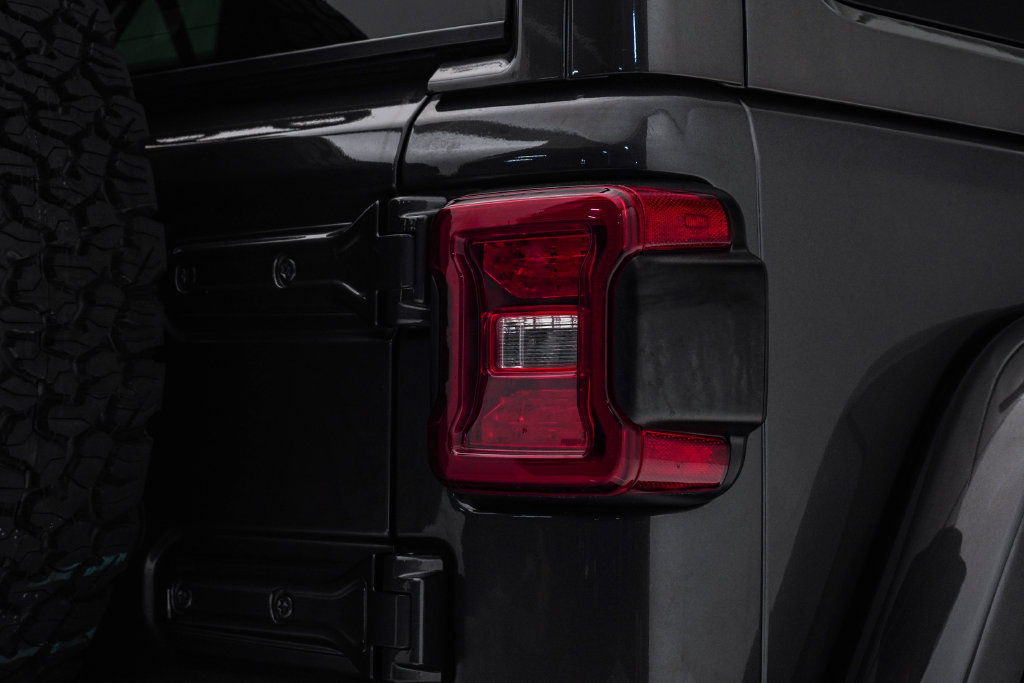 Used 2018 Jeep Wrangler Unlimited Rubicon AWD/4WD image 13