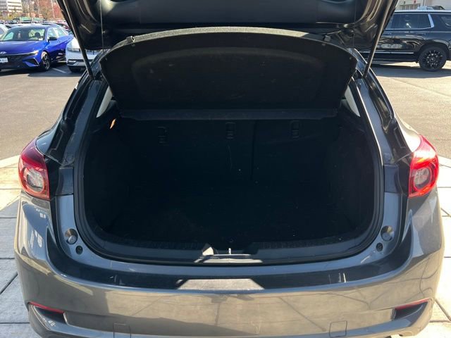 Used 2018 MAZDA MAZDA3 Grand Touring w/ Premium Equipment Package image 8