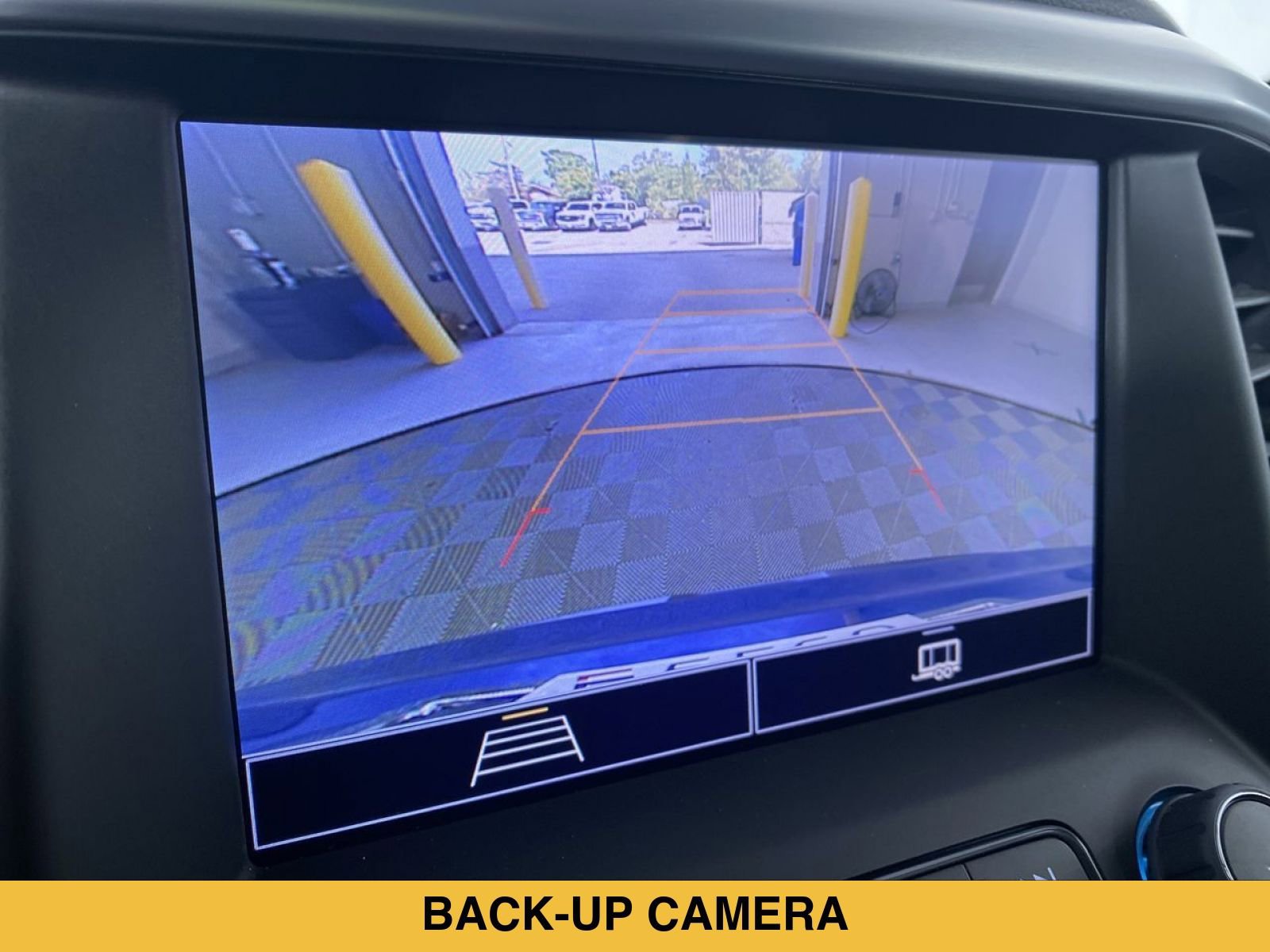 Certified 2023 GMC Acadia SLE w/ Driver Convenience Package AWD/4WD image 6