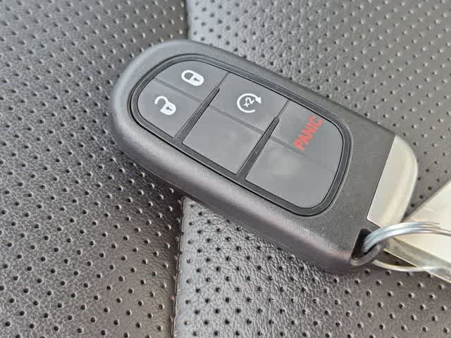 Used 2022 Jeep Cherokee Latitude Lux AWD/4WD image 33