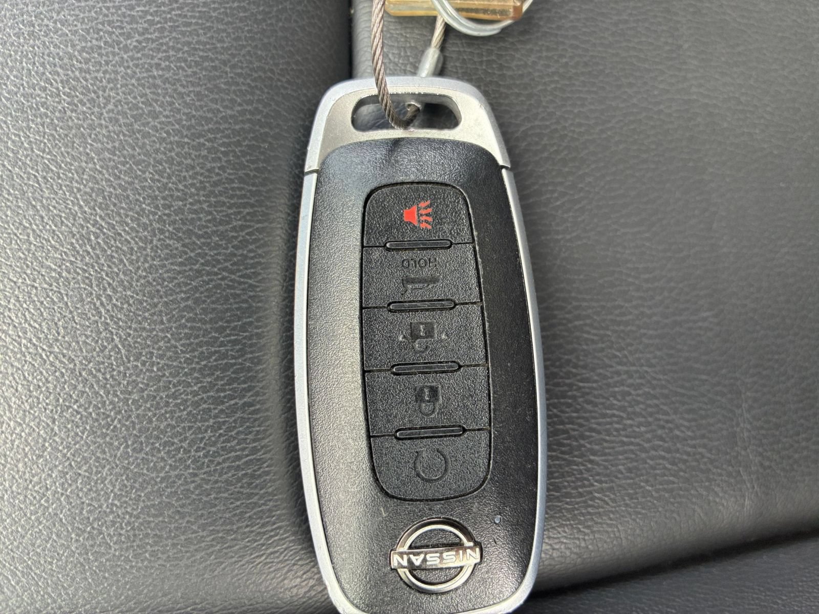Used 2026 Nissan Rogue SL FWD image 26