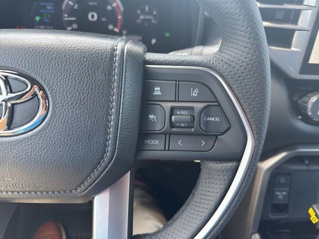 New 2026 Toyota Tundra Limited AWD/4WD image 17