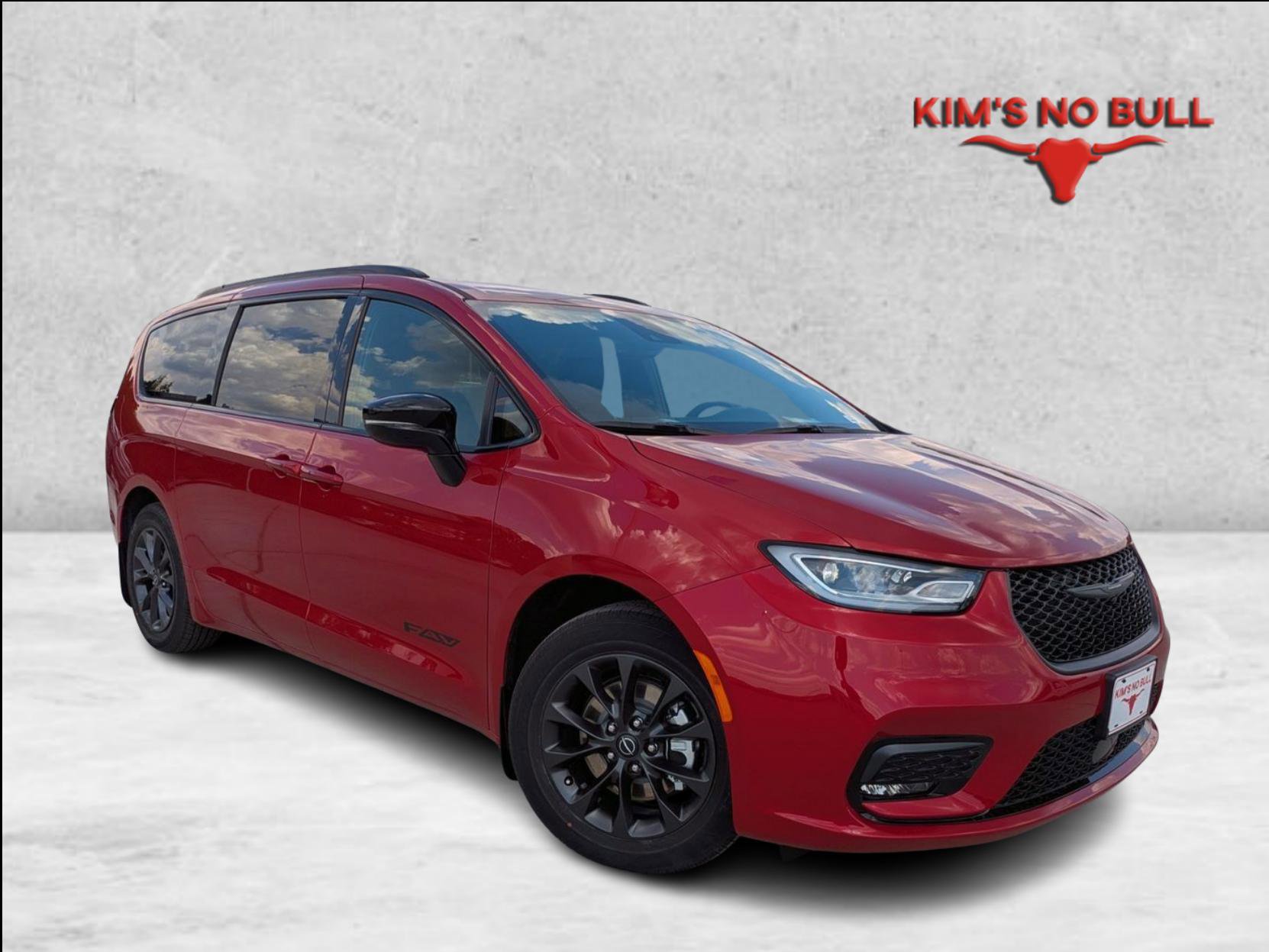 New 2025 Chrysler Pacifica Select w/ Fav Edition Package