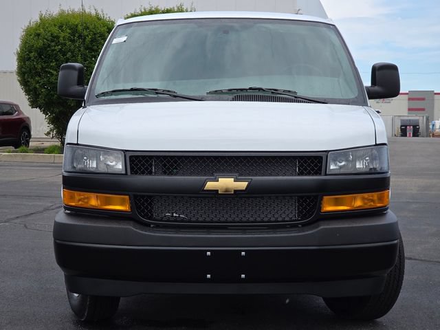 New 2026 Chevrolet Express 2500 w/ Driver Convenience Package RWD image 11