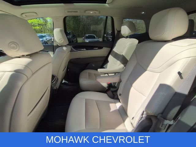 Used 2023 Cadillac XT6 Premium Luxury AWD/4WD image 11