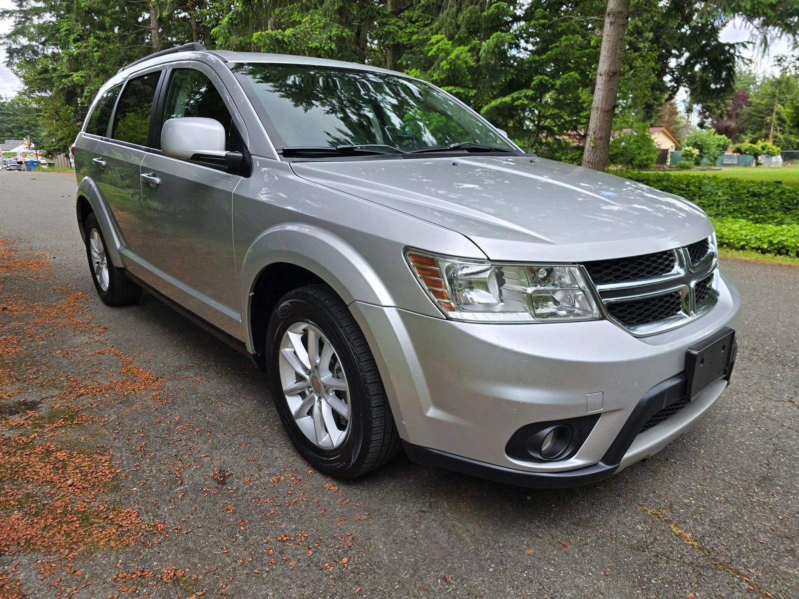 Used 2013 Dodge Journey SXT w/ Flexible Seating Group FWD image 8