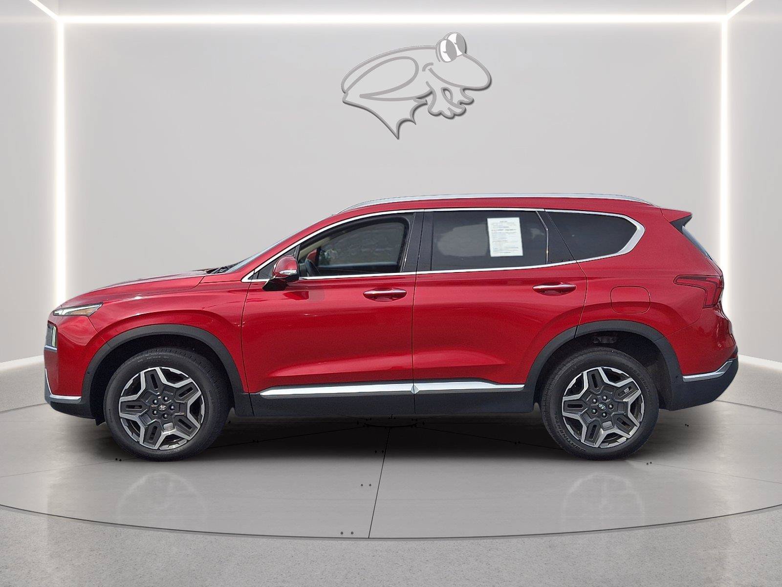 Used 2022 Hyundai Santa Fe Limited w/ Cargo Package AWD/4WD image 2