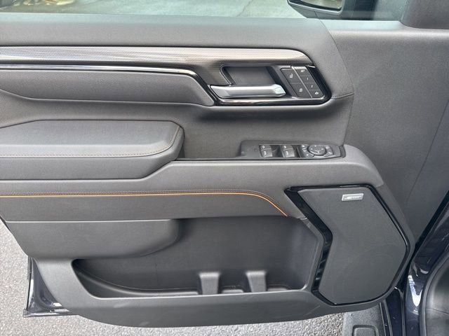 Used 2025 GMC Sierra 3500 AT4 w/ AT4 Premium Plus Package image 2