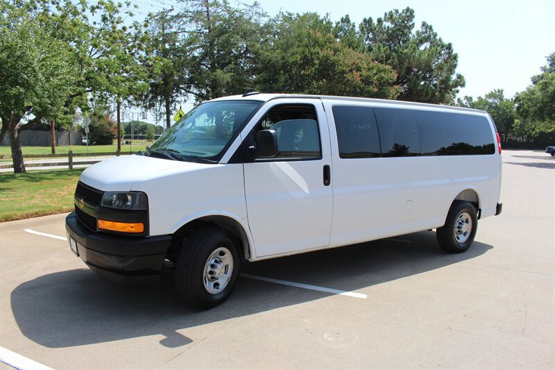 Used 2025 Chevrolet Express 3500 LS RWD image 1