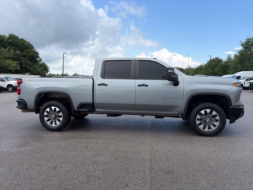 Used 2025 Chevrolet Silverado 2500 Custom w/ Custom Value Package AWD/4WD image 8
