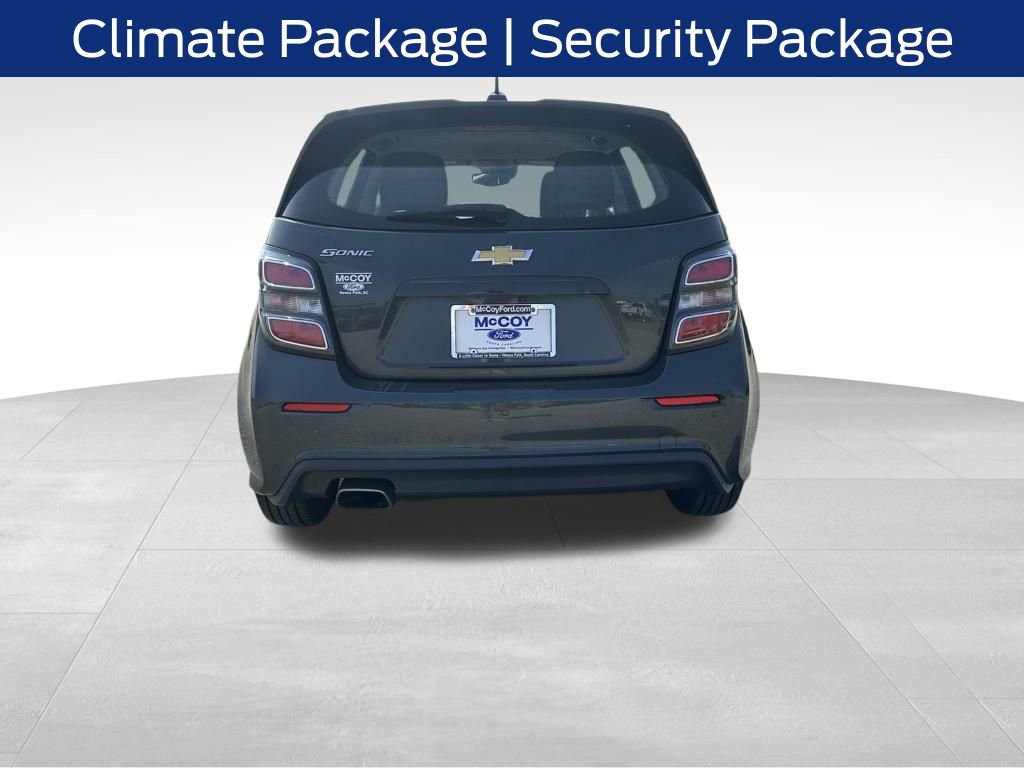 Used 2020 Chevrolet Sonic LT image 4