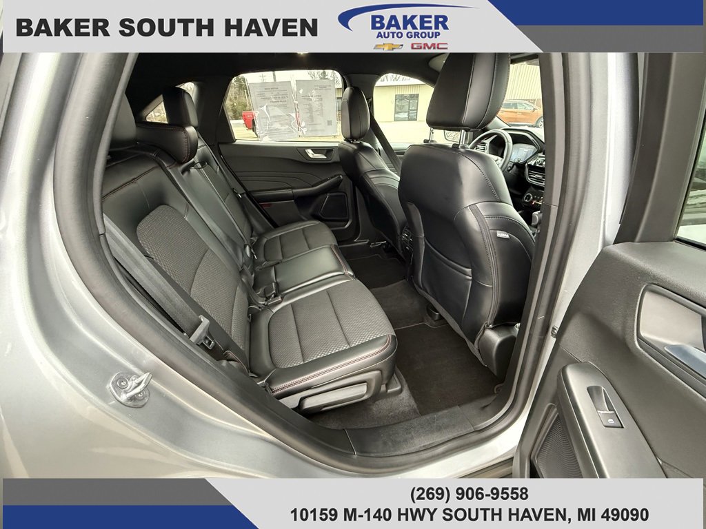 Used 2023 Ford Escape ST-Line image 10