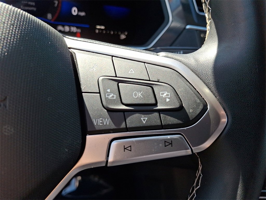 Used 2022 Volkswagen Tiguan SE image 22