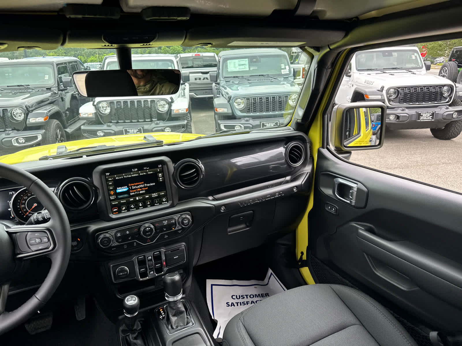New 2023 Jeep Wrangler Unlimited Sport image 34