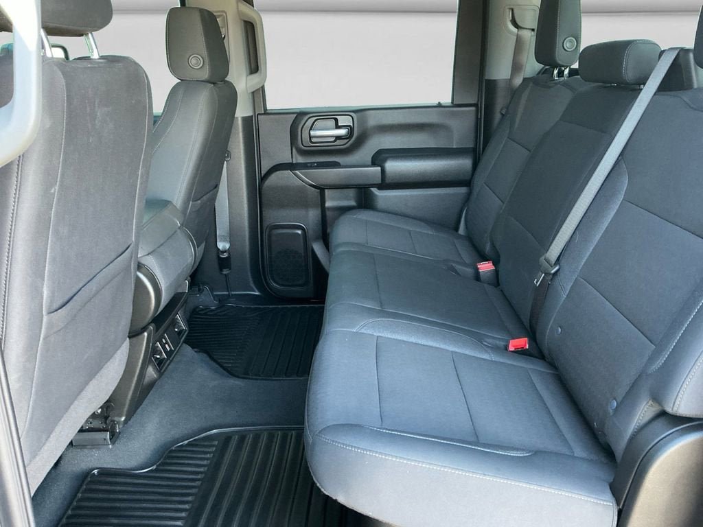 Used 2025 Chevrolet Silverado 2500 Custom w/ Custom Value Package image 14