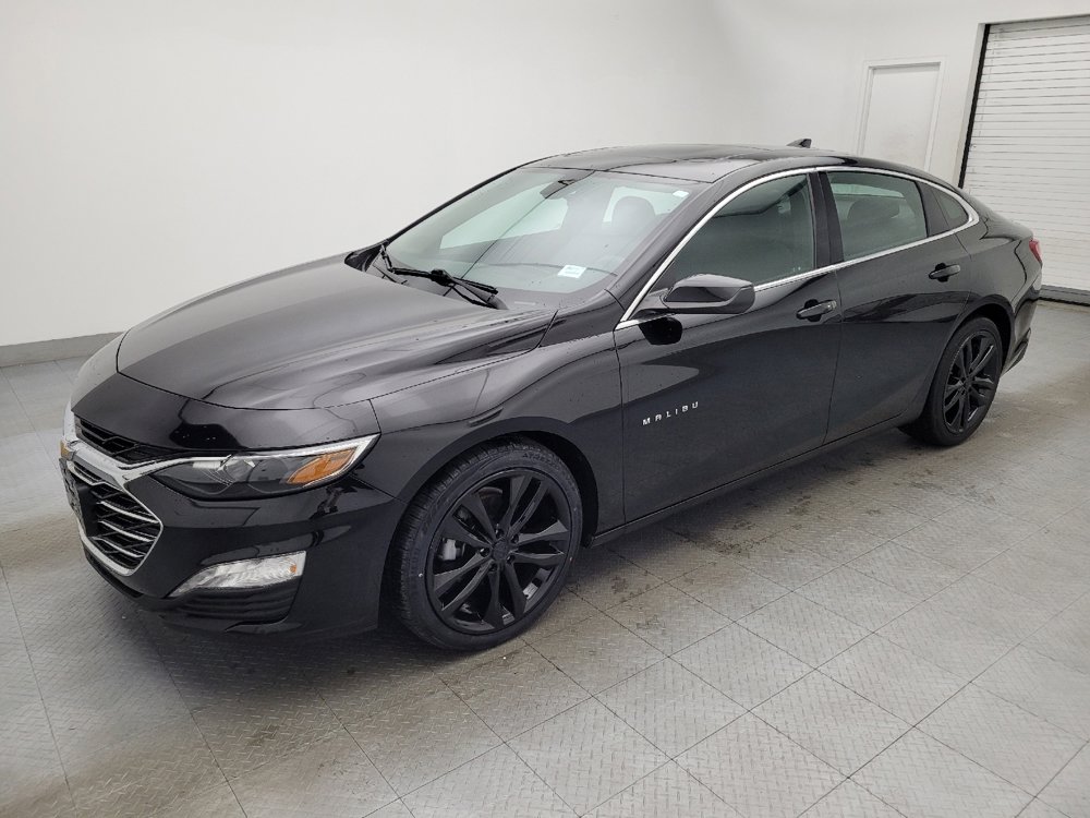 Used 2022 Chevrolet Malibu LT image 2