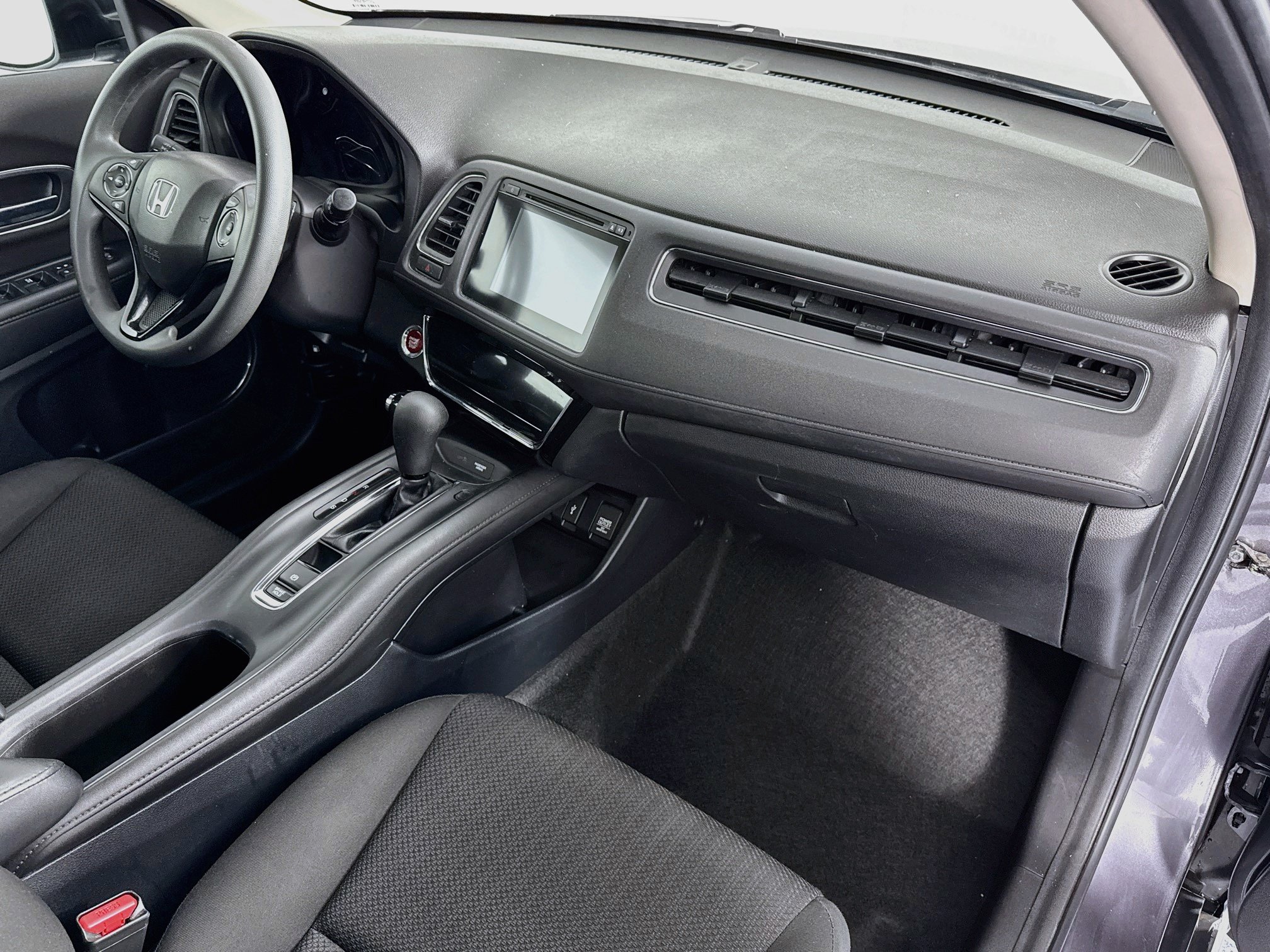 Used 2016 Honda HR-V EX image 28