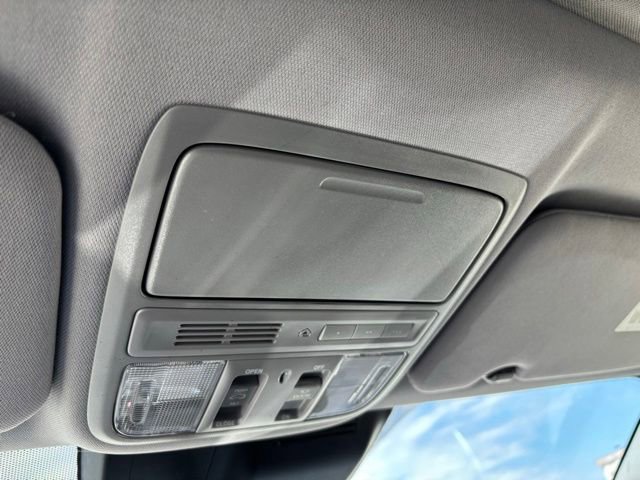 Used 2022 Honda CR-V EX-L image 17