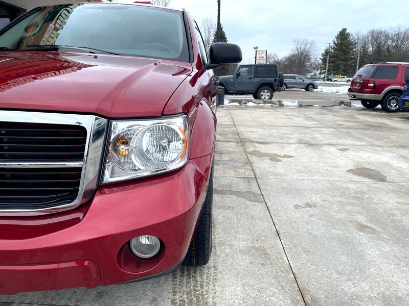 Used 2008 Dodge Durango SLT w/ Technology Group II image 4