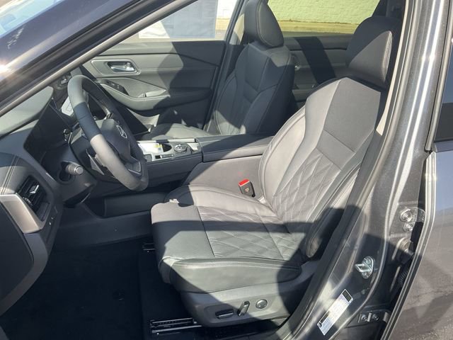 New 2026 Nissan Rogue Platinum w/ Tech Package image 11